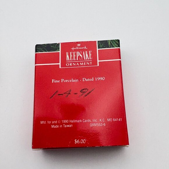 Hallmark Keepsake First Christmas Together Ornament 1990 Porcelain Doves 1990 - Picture 8 of 9